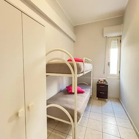 La Conchiglia - * Pineto