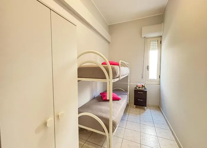 La Conchiglia - * Pineto